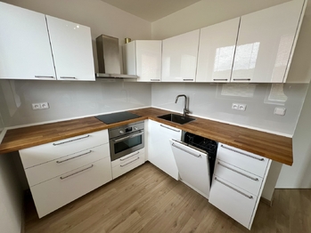 Pronájem bytu 1+1 v osobním vlastnictví 31 m², Praha 5 - Jinonice