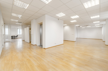 Pronájem kancelářských prostor 156 m², Praha 4 - Nusle