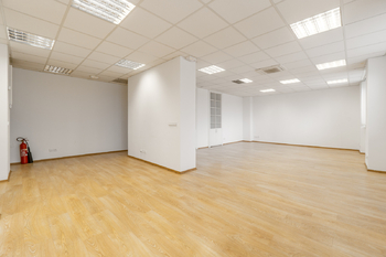 Pronájem kancelářských prostor 156 m², Praha 4 - Nusle