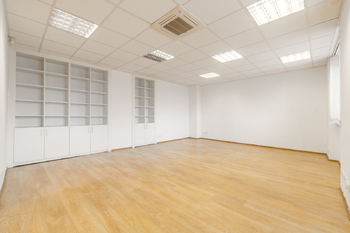 Pronájem kancelářských prostor 156 m², Praha 4 - Nusle