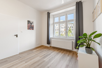 Ložnice 1 - Pronájem bytu 3+kk v osobním vlastnictví 61 m², Praha 8 - Libeň