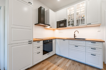 Kuchyňský kout - Pronájem bytu 3+kk v osobním vlastnictví 61 m², Praha 8 - Libeň 