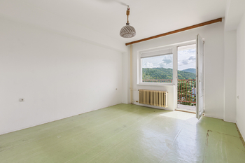 Prodej bytu 3+1 v osobním vlastnictví 66 m², Jince