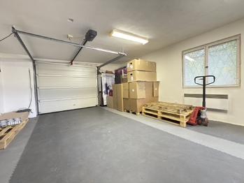 Pronájem obchodních prostor 145 m², Horní Bříza