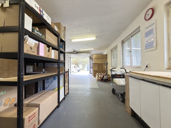 Pronájem obchodních prostor 145 m², Horní Bříza