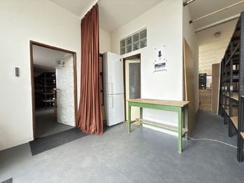Pronájem obchodních prostor 145 m², Horní Bříza
