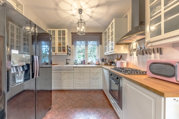 kuchyňská linka - Prodej domu 118 m², Sedlčany