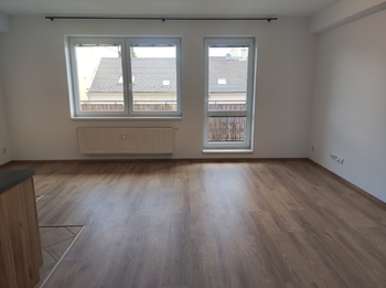 Pronájem bytu 1+kk v osobním vlastnictví 43 m², Pardubice