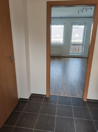 předsíň - Pronájem bytu 1+kk v osobním vlastnictví 43 m², Pardubice