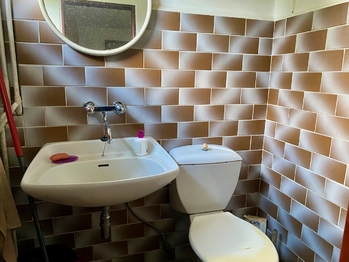 2x WC - Prodej domu 150 m², Louňovice