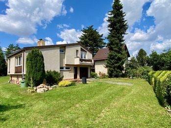 Velký pozemek - Prodej domu 150 m², Louňovice