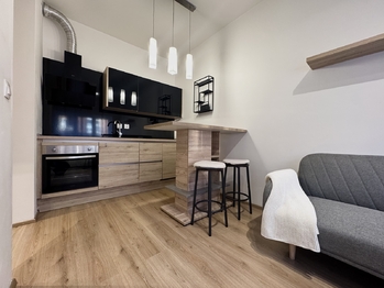 Pronájem bytu 1+kk v osobním vlastnictví 40 m², Praha 4 - Modřany
