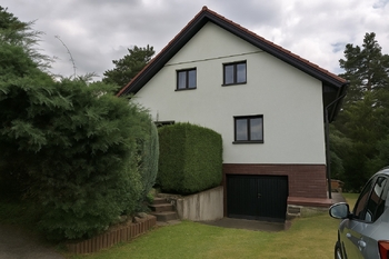 Pronájem domu 90 m², Řitka
