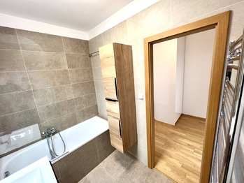 Pronájem bytu 3+kk v osobním vlastnictví 76 m², Praha 4 - Modřany