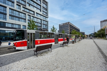 Pronájem kancelářských prostor 319 m², Praha 8 - Karlín