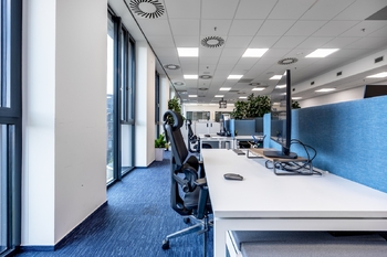 Pronájem kancelářských prostor 319 m², Praha 8 - Karlín