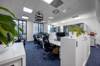 Pronájem kancelářských prostor 319 m², Praha 8 - Karlín