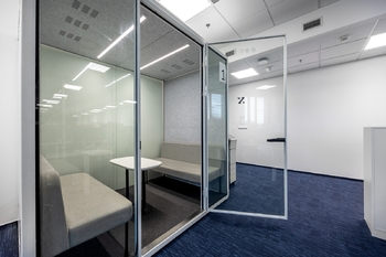 Pronájem kancelářských prostor 319 m², Praha 8 - Karlín