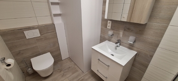 Koupelna s WC - Pronájem bytu 2+kk v osobním vlastnictví 47 m², Bučovice