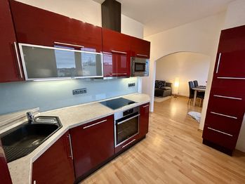 Kuchyň - Pronájem bytu 3+kk v osobním vlastnictví 73 m², Benešov