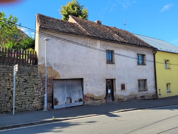 Prodej domu 100 m², Lochovice