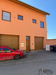 Pronájem garáže 27 m², Brno