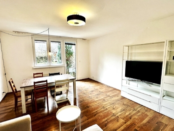 Pronájem domu 150 m², Praha 10 - Strašnice
