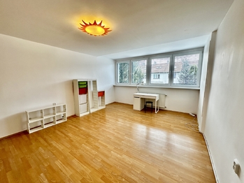 Pronájem domu 150 m², Praha 10 - Strašnice