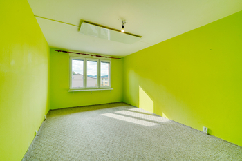 Prodej bytu 3+1 v družstevním vlastnictví 78 m², Strašice