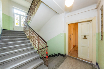 Prodej bytu 3+1 v osobním vlastnictví 94 m², Praha 3 - Vinohrady