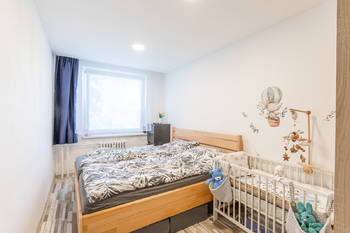Ložnice II - Prodej bytu 3+1 v osobním vlastnictví 78 m², Praha 4 - Modřany