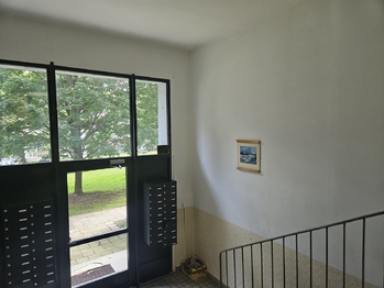 hlavní vchod - Prodej bytu 3+1 v družstevním vlastnictví 72 m², Kopřivnice