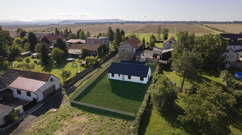 Prodej pozemku 1000 m², Vražné