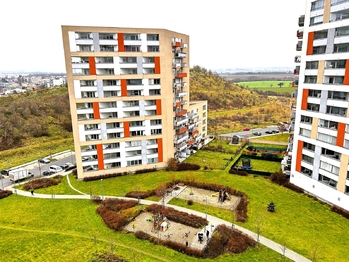 Pronájem bytu 2+kk v osobním vlastnictví 79 m², Praha 10 - Horní Měcholupy