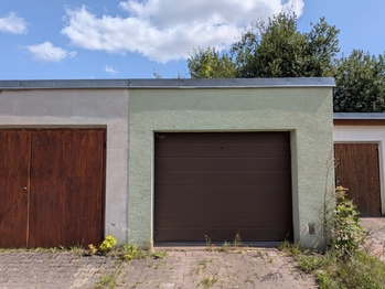 Prodej garáže 21 m², Dobronín