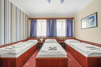Prodej obchodních prostor 585 m², Náchod
