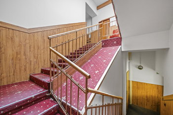Prodej obchodních prostor 585 m², Náchod