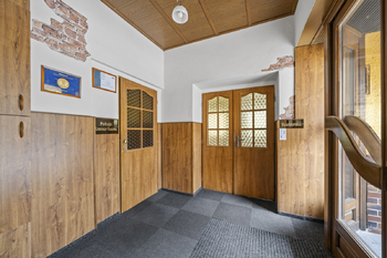 Prodej obchodních prostor 585 m², Náchod