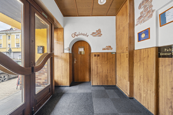 Prodej obchodních prostor 585 m², Náchod