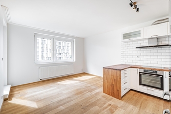 Prodej bytu 2+kk v osobním vlastnictví 51 m², Praha 5 - Stodůlky