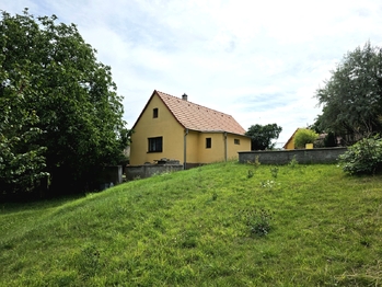 Prodej domu 75 m², Holedeč