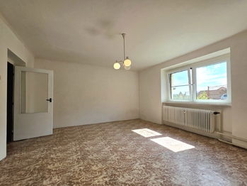 Prodej domu 75 m², Holedeč
