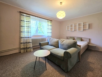 Prodej domu 75 m², Holedeč