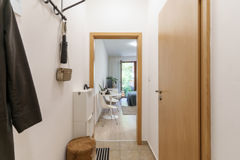 Prodej bytu 1+kk v osobním vlastnictví 65 m², Praha 5 - Smíchov