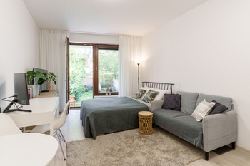 Prodej bytu 1+kk v osobním vlastnictví 65 m², Praha 5 - Smíchov
