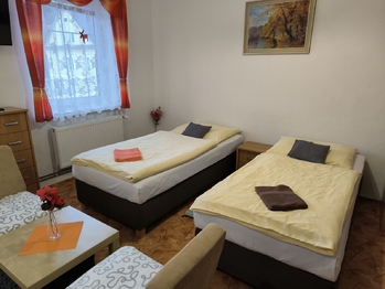 Prodej domu 555 m², Lipová-lázně