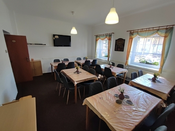 společná jídelna - Prodej domu 555 m², Lipová-lázně