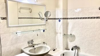 Pronájem bytu 2+1 v osobním vlastnictví 92 m², Karlovy Vary