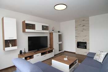 Obývací pokoj - Prodej bytu 4+1 v osobním vlastnictví 85 m², Karlovy Vary