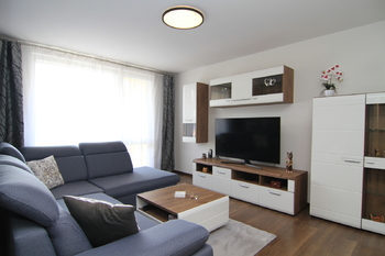 Obývací pokoj - Prodej bytu 4+1 v osobním vlastnictví 85 m², Karlovy Vary